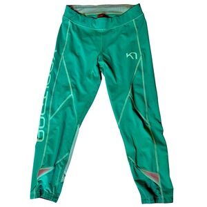 KARI TRAA Louise Tights Leggings 3/4 Length Capri Green Sport Yoga Running Small